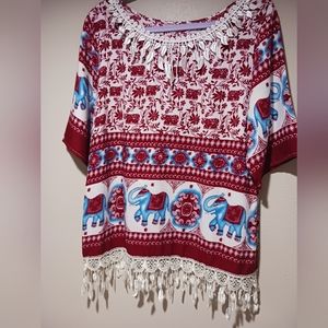 Final $4 Unbranded "Elephant Print  Top With Crochet Trim "Sz. L Wine